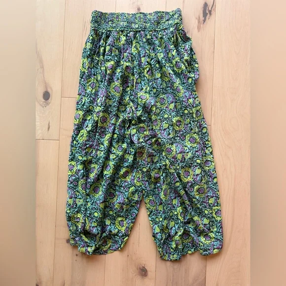 Anthropology Floral Wide Leg Flowy Pants. - Picture 2 of 5